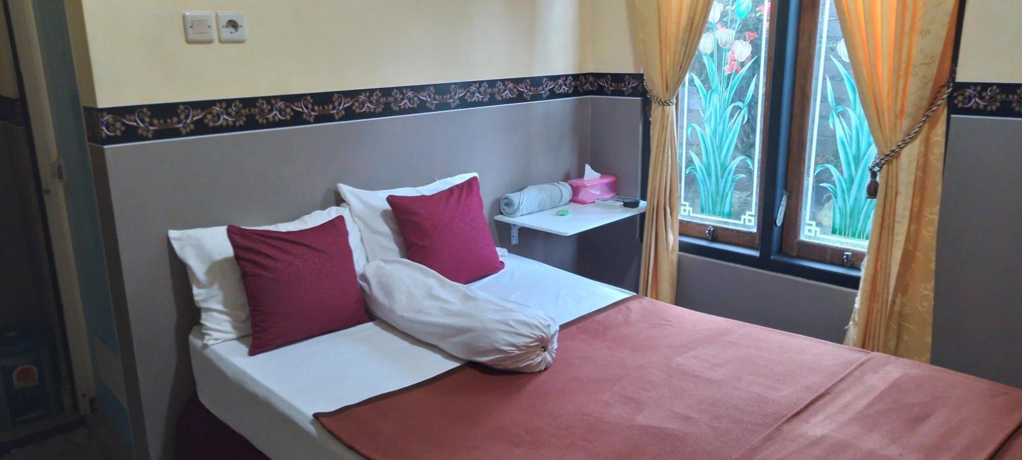 KAMI Homestay Banyuwangi  Eksteriør billede