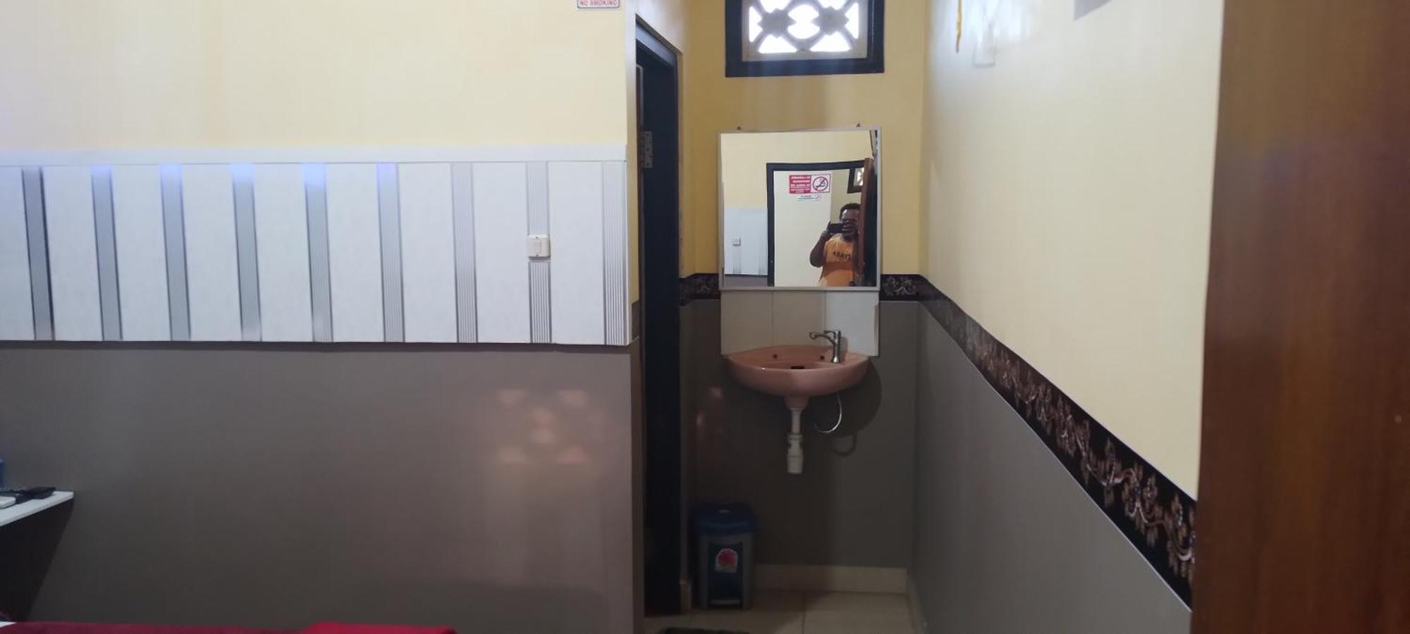KAMI Homestay Banyuwangi  Eksteriør billede