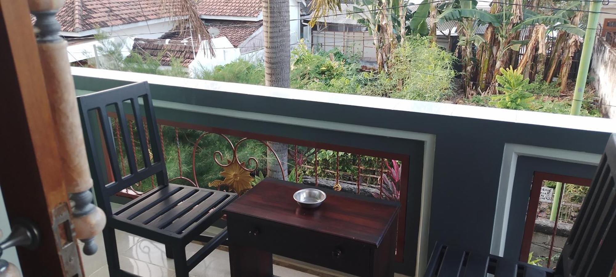 KAMI Homestay Banyuwangi  Eksteriør billede