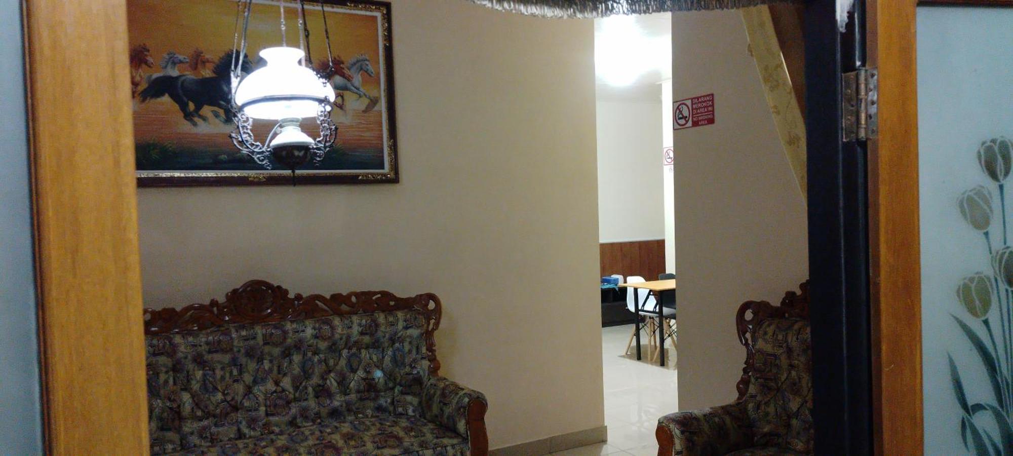 KAMI Homestay Banyuwangi  Eksteriør billede