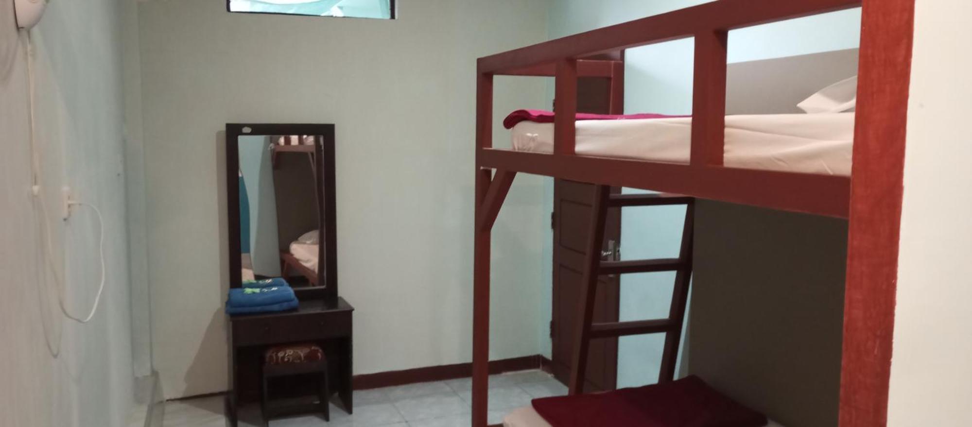 KAMI Homestay Banyuwangi  Eksteriør billede