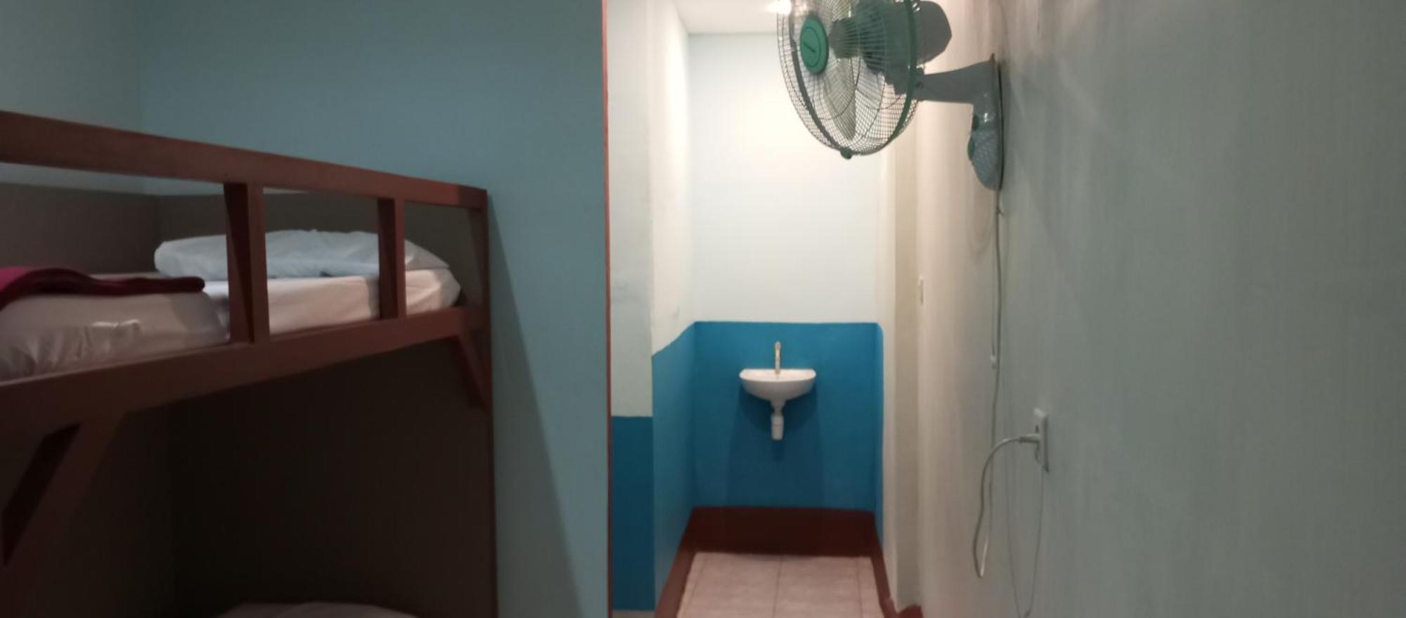 KAMI Homestay Banyuwangi  Eksteriør billede